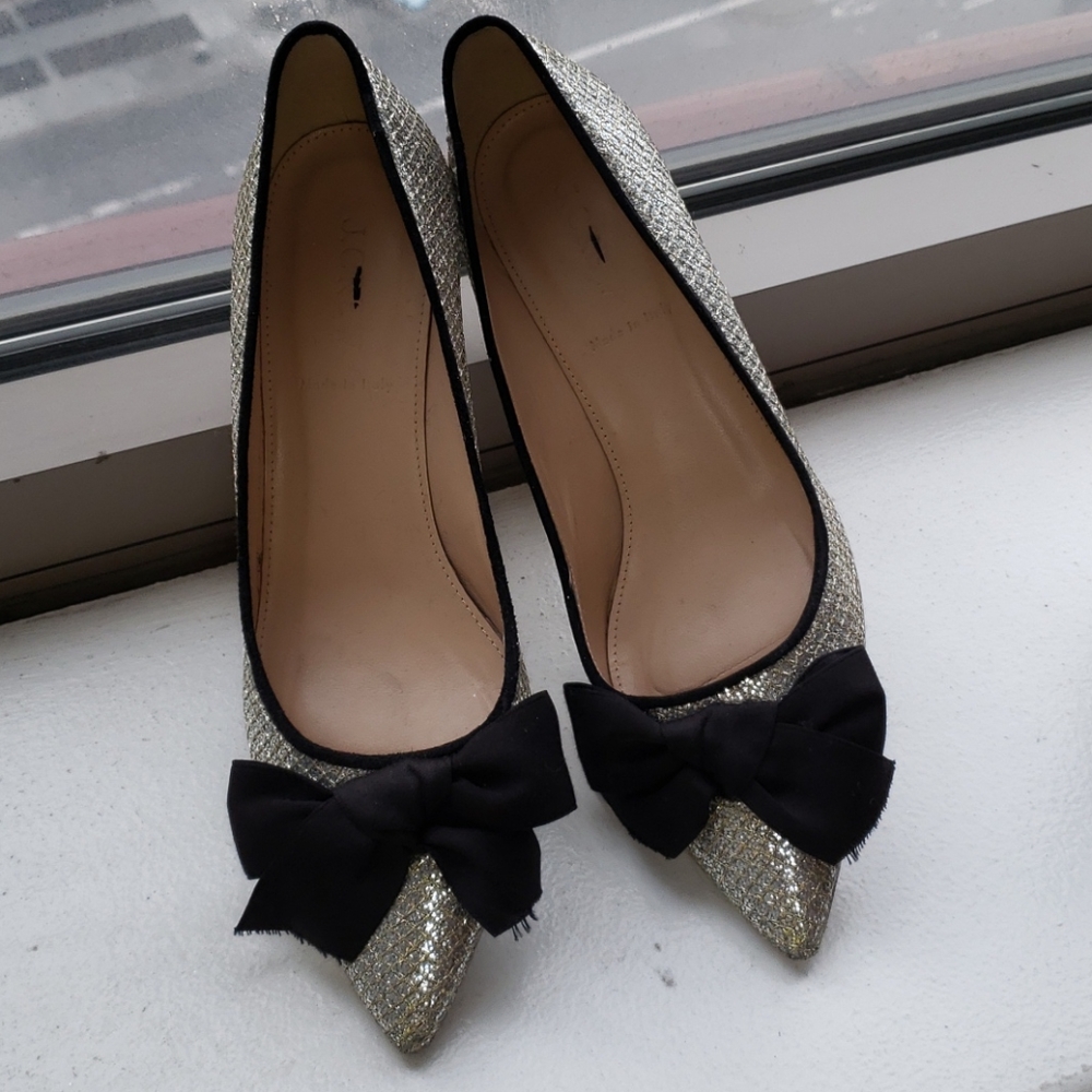J.Crew silve/gold kitten heal with black bow